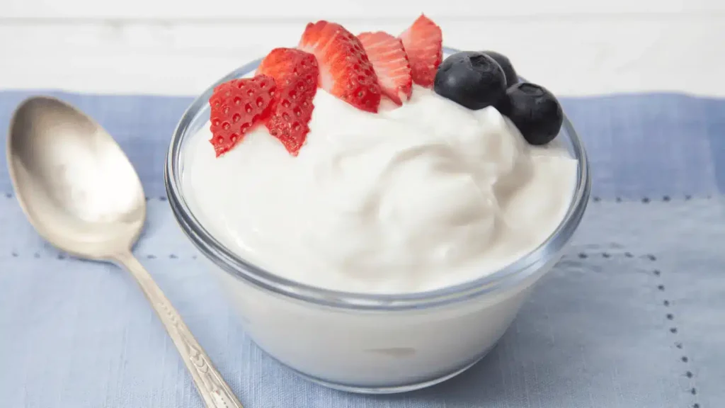 Yogurt - Soft foods use after tooth extraction